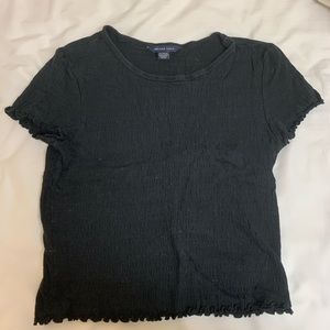 Scrunched black AMERICAN EAGLE crop top. Totally versatile